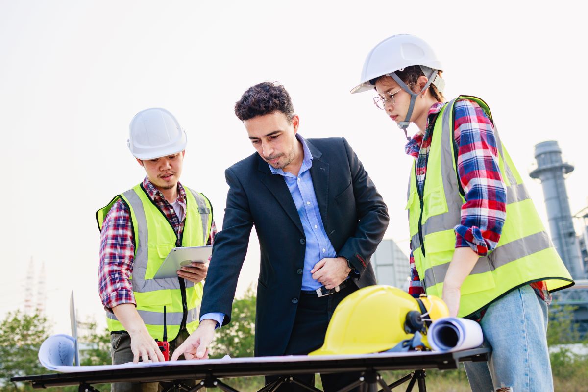 engineers-team-meeting